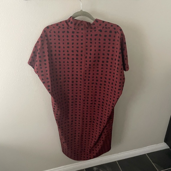 Ingrid & Isabel 
Everywhere Abstract Print Maternity Tunic Dress - Picture 2 of 2